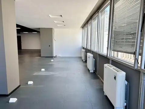 Oficina en Alquiler 53 años