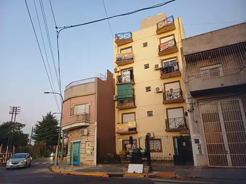 venta monoambiente DIVISIBLE santos lugares