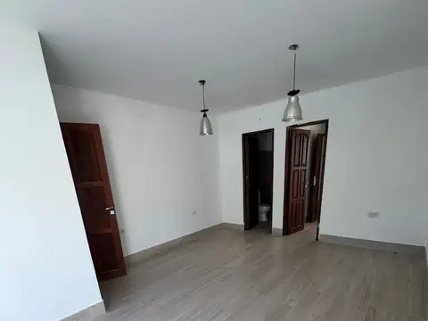 Casa en Alquiler de 4 dormitorios