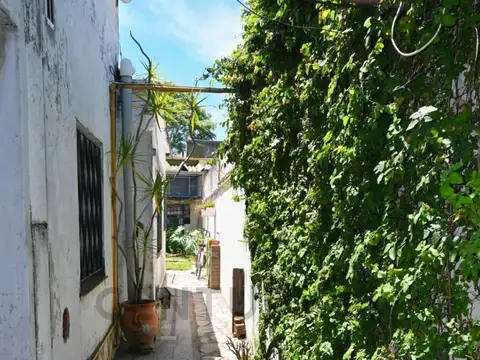 Depto Tipo Casa en Venta de 5 ambientes