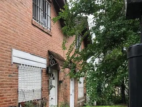 Depto Tipo Casa en Venta de 2 ambientes