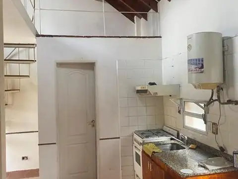 Depto Tipo Casa en Venta con 1 cocheras
