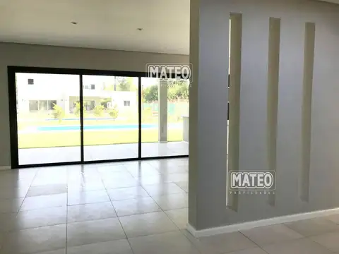 Casa en Venta en Weston, USD 470.000