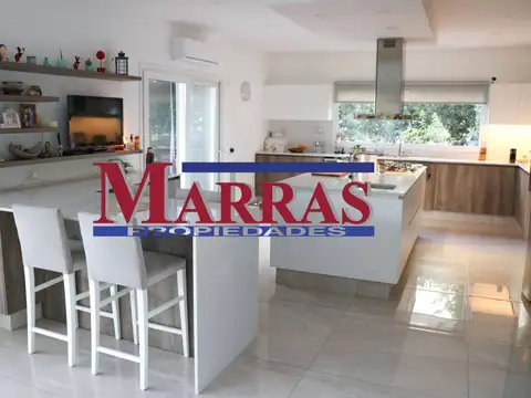TERRAVISTA IMPERDIBLE CASA 5 AMBIENTES