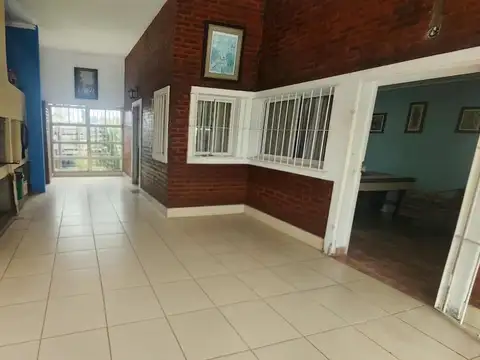 Casa en Alquiler en Desvió Arijon, $ 950.000