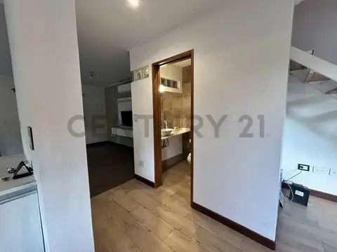 CASA TIPO DÚPLEX EN VENTA EN GONNET
