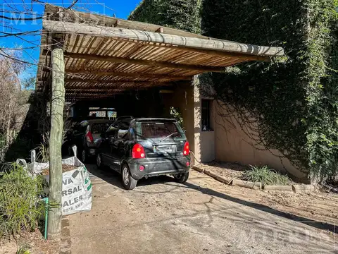 Casa 5 ambientes con 2 baños