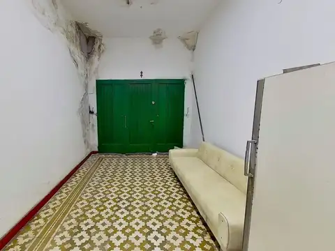 VENTA CASA 4 AMB + LOCAL + GARAGE en LANUS