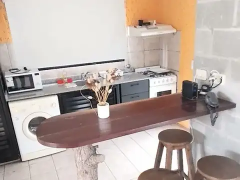 Casa 3 ambientes con 2 baños
