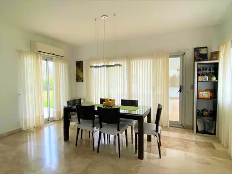 Casa en Venta al Noroeste