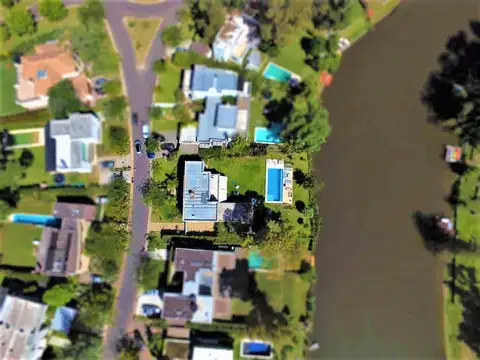 Barrio El Encuentro 100