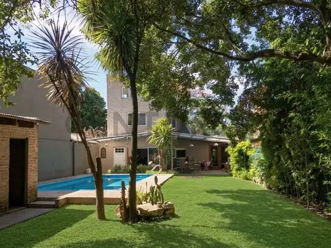 Casa alpina en venta en City Bell