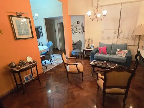 Azcuénaga 900