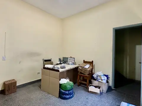 GALPÓN 2 C/PANAMERICANA 2 C/ AV. MITRE /  3 C/ PARANA Y 6 DE UNICENTER