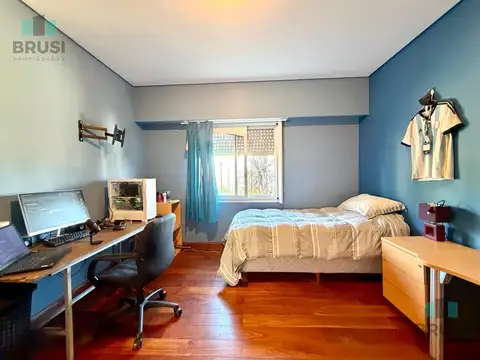 Casa 4 ambientes con 3 baños