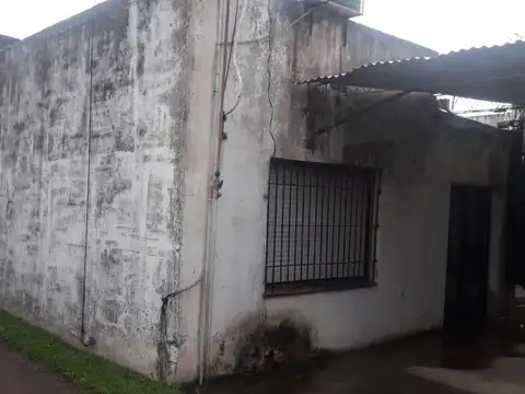 Galpon en Venta en Centro, USD 230.000