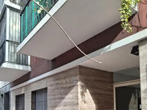 Excelente Zona ! Dto 2Amb con Balcon,Guemes al 3500