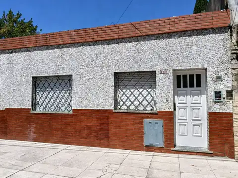 PH tipo casa americana en alquiler en Castelar Sur