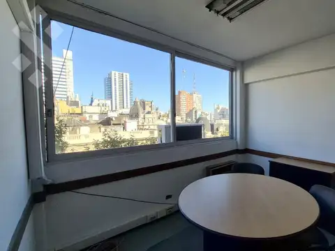 VENTA PISO DE OFICINAS, EN TACUARÍ Y AV DE MAYO, CABA