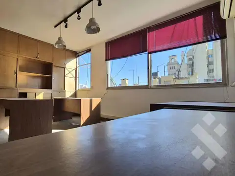 Oficina en Venta en Monserrat, USD 140.000