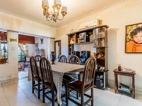 Casa en Venta con 1 cochera