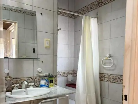 Depto Tipo Casa en Venta 40 años