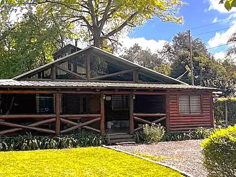 EXCLUSIVA CABAÑA DE TRONCOS PREMIUM: UN OASIS DE CALIDAD Y CONFORT