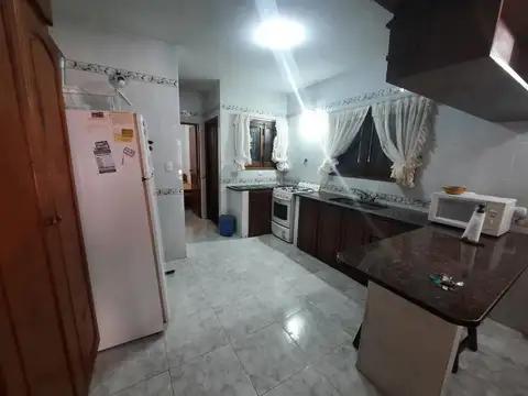 Depto Tipo Casa en Venta con 1 cocheras