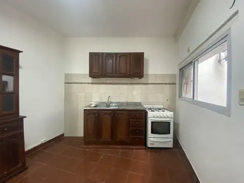 Casa de pasillo en Abasto
