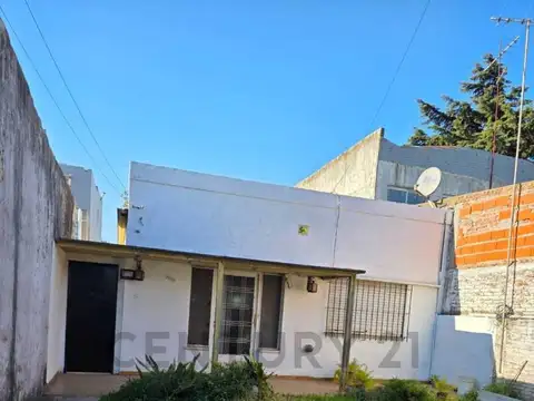 Calle en venta  122 e/ 16 y 17 Berisso