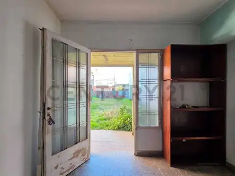Casa en Venta con 6 cocheras