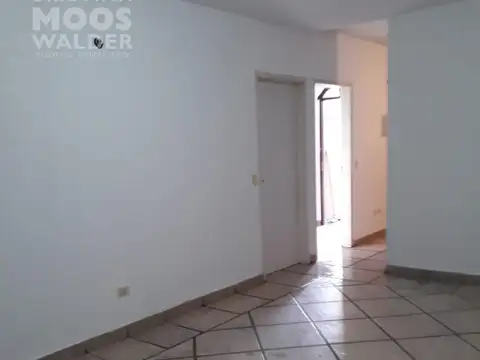 Casa 5 ambientes con 1 baño