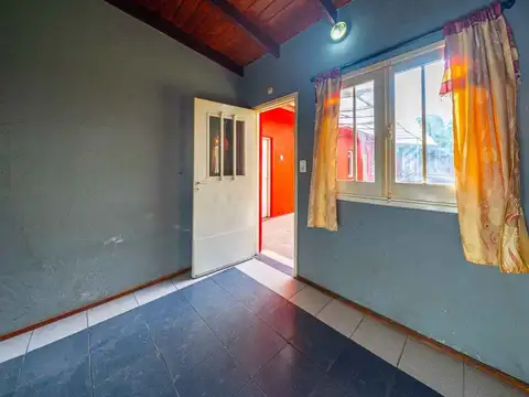 Casa en Venta en Azcuenaga, USD 25.000