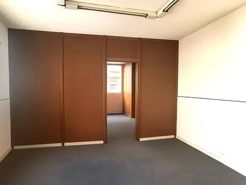 Alquiler Oficina 34 m2 San Nicolas 