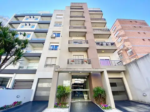 Departamento monoambiente dividido. Excelente ubicación