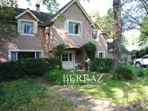 Casa venta 5 ambientes en El Barranco Pilar lote de 701 m2