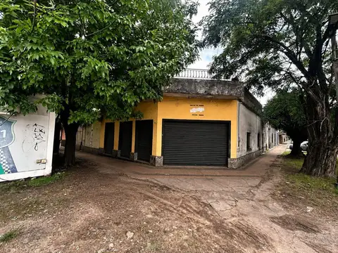 CASA DE 3 AMB EN VENTA EN TEMPERLEY CON 2 LOCALES