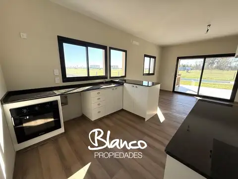 Casa en Venta en Puertos, USD 252.000