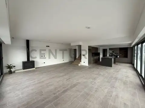 Departamento en Venta de 4 dormitorios
