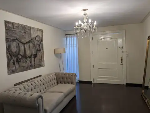Terreno con Casa de 4 plantas Pileta y Parilla en Venta - Barrio Parque - Palermo