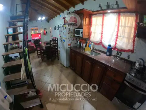 Casa 4 ambientes con 1 baño