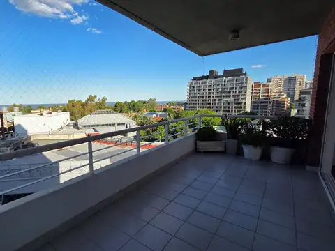 Departamento en Alquiler en Olivos Vias/Rio, $ 2.000.000