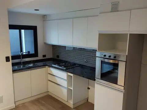 Casa en Venta en Olivos, USD 360.000