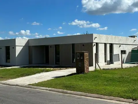Casa en Venta en San Sebastián, USD 245.000