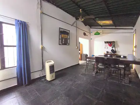 Depto Tipo Casa 2 ambientes con 1 baño