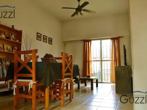 Depto Tipo Casa 3 ambientes con 1 baño