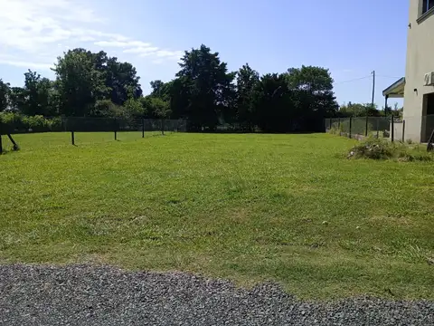 Venta/Permuta - Terreno en barrio cerrado Campos de Esther, Pueblo Esther