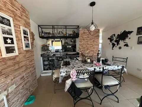 Departamento 3 ambientes con 2 baños