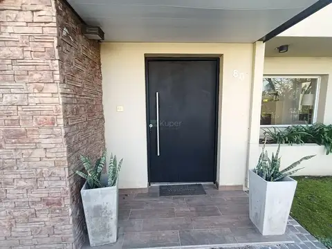 Casa Chalet  en Venta en Las Orquídeas, Pilar, G.B.A. Zona Norte