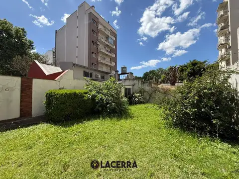 Lote de 8,66 x 40 m Zonificación RM, Villa Ballester Centro